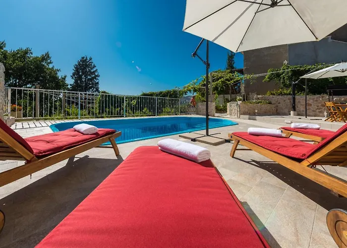 펜션 Marina - Private Swimming Pool *