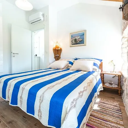 Nyaraló Holiday Marina - Private Swimming Pool *