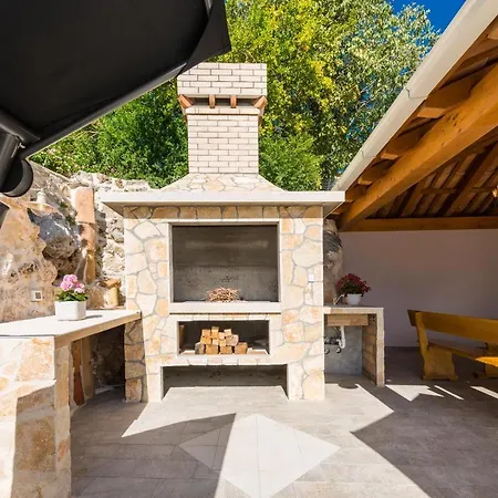 Holiday Marina - Private Swimming Pool *