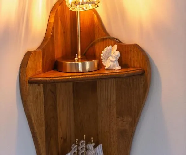 Marina - Private Swimming Pool *